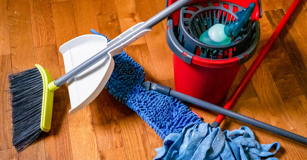 Cleaneverything Woodfloors 2048px 4877 2x1 1