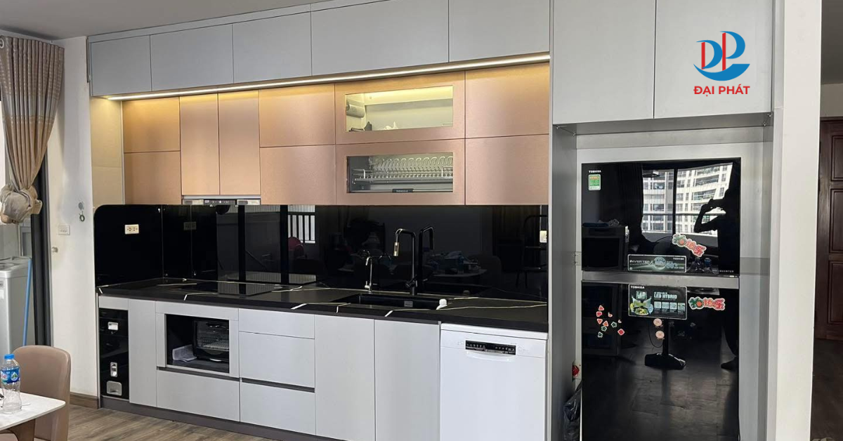 GỢI Ý MẪU NỘI THẤT NHỰA CHO NHÀ PHỐ – CHUNG CƯ HIỆN ĐẠI 2025