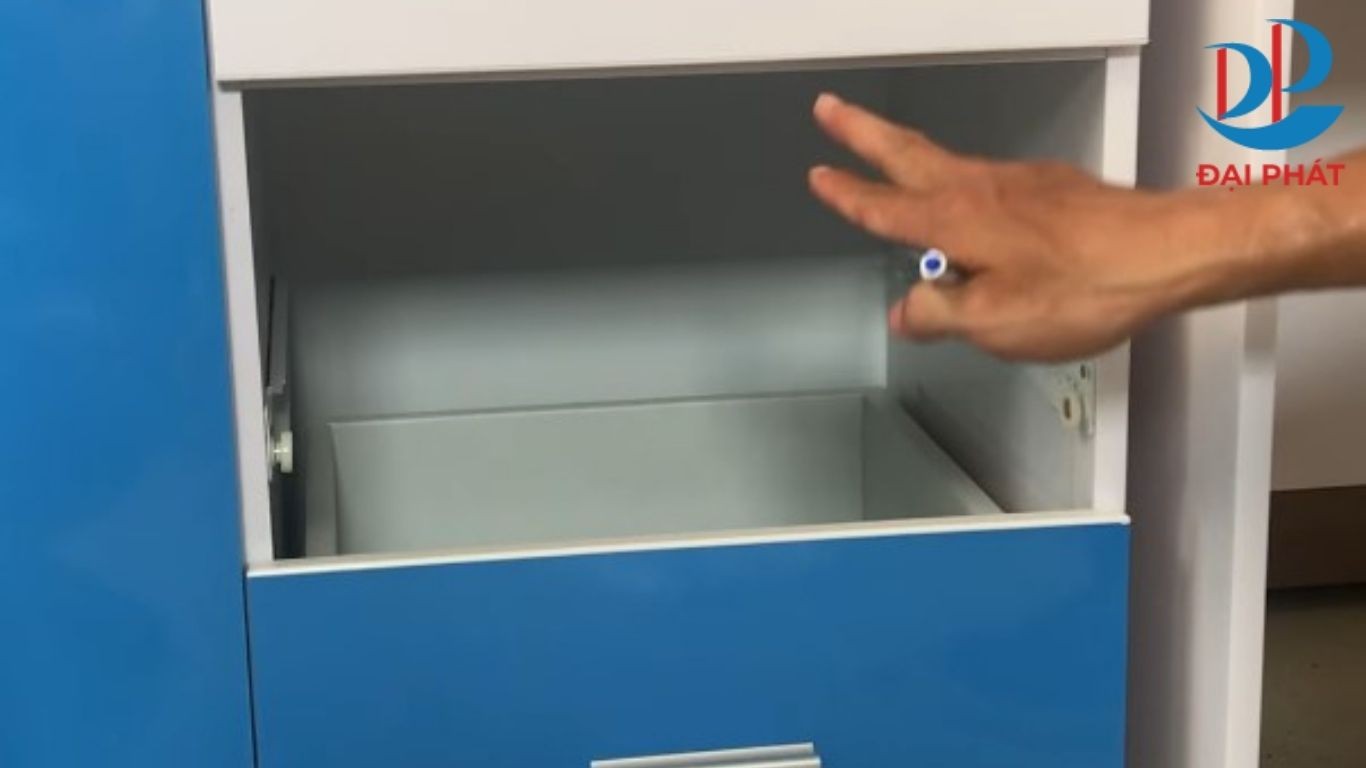 cach-lap-ngan-keo-tu-nhua