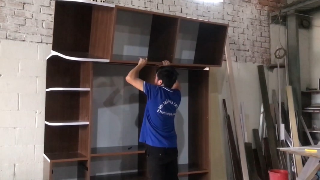 Cach Dan Nep Canh Tu Quan Ao Nhua