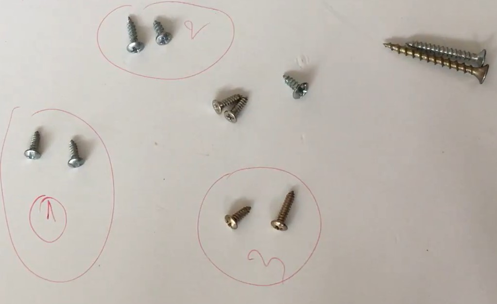 Mong Va Vit Lam Tu Nhua Noi That