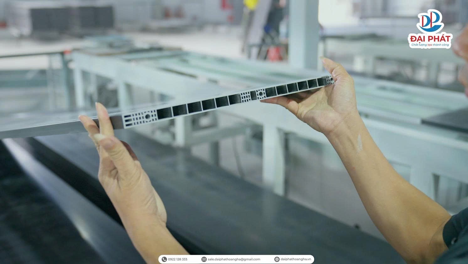 ĐỘ BỀN TẤM NHỰA ZUKOSTAR – KHẢ NĂNG VƯỢT CHUẨN NGÀNH NỘI THẤT NHỰA