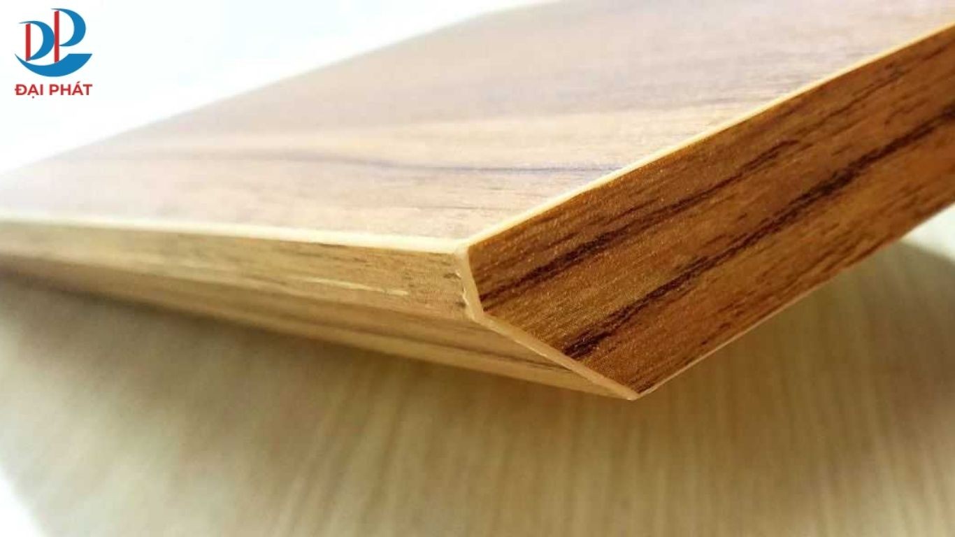 lap-full-bo-zukostar-noi-that-gia-dinh