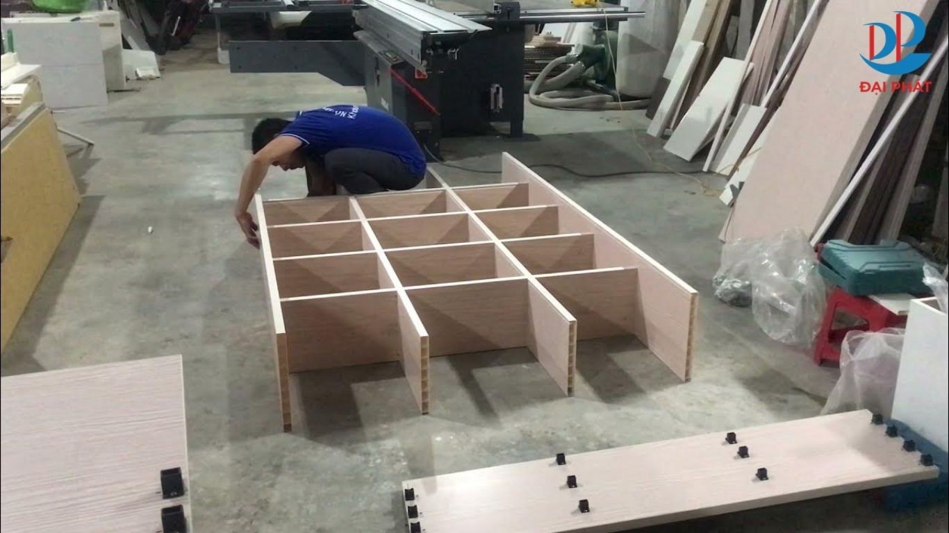 phan-tich-ket-cau-giuong-nhua