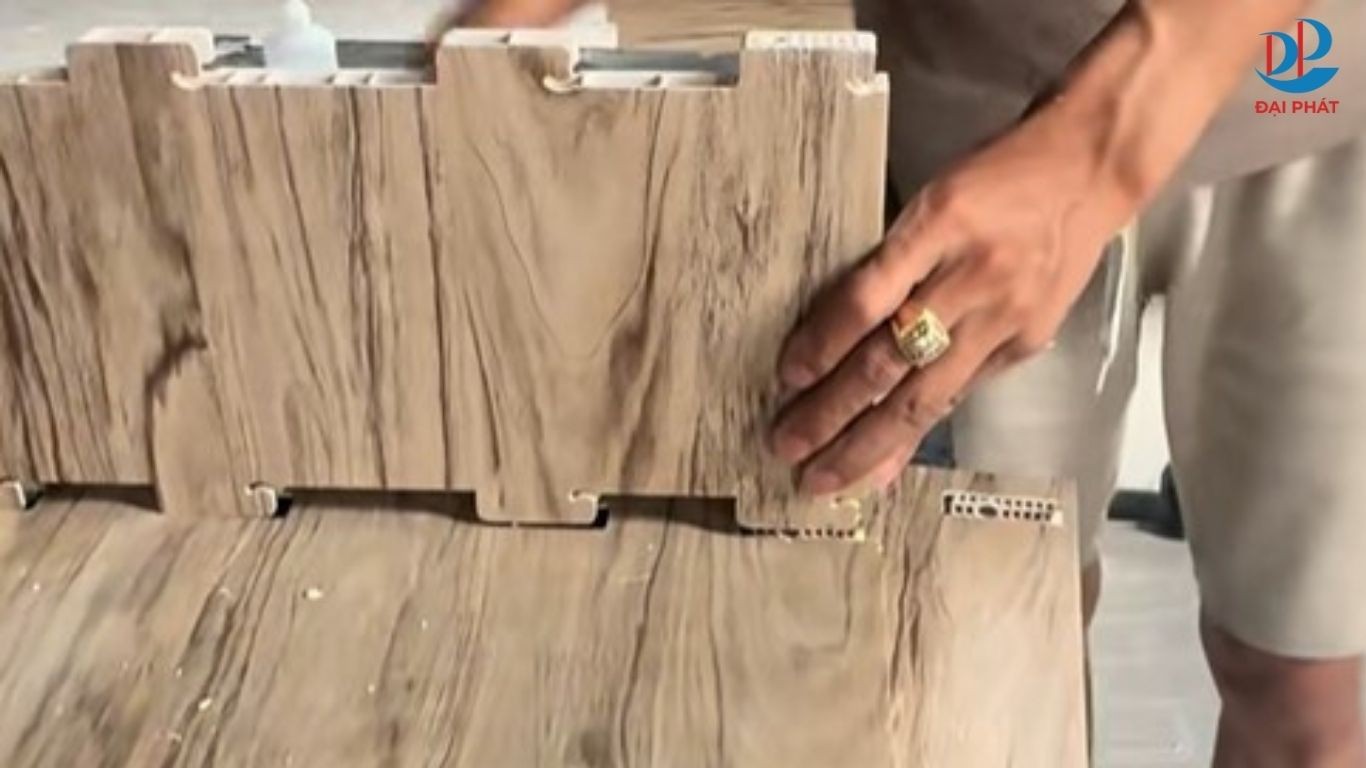 dung-chot-lien-ket-cnc-ghep-tam-nhua