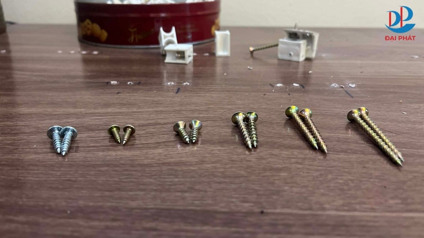 chon-vit-ban-le-tu-nhua