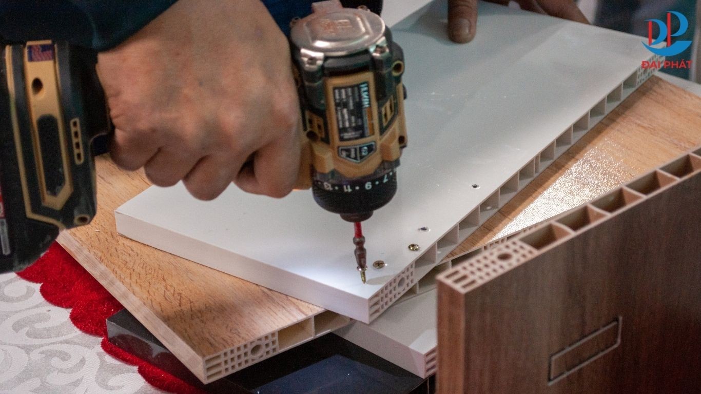 tam-nhua-zukostar-ban-vit-ban-le-cuc-chac