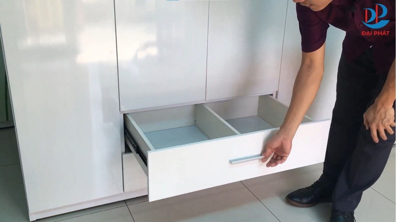 gia-cuong-ngan-keo-tu-nhua-kho-lon