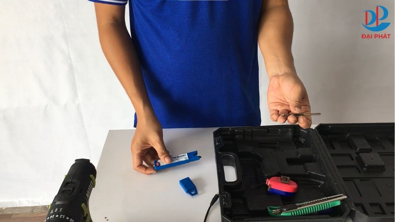 lap-rap-tu-nhua-khong-the-thieu-bo-do-nghe-nay