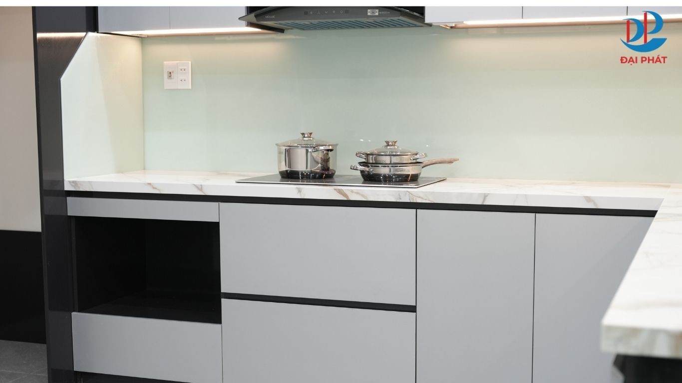 lap-tu-bep-nhua-dau-xuan-2026