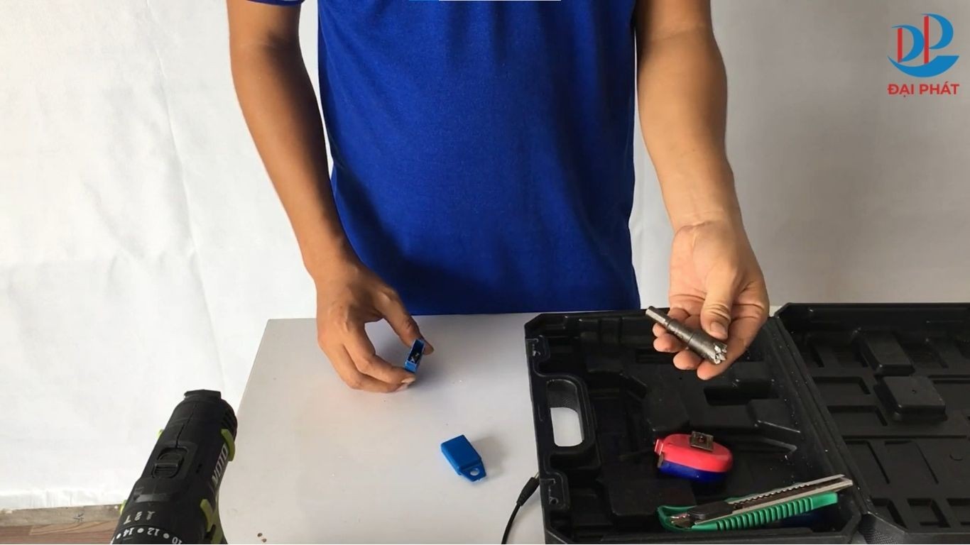 lap-rap-tu-nhua-khong-the-thieu-bo-do-nghe-nay