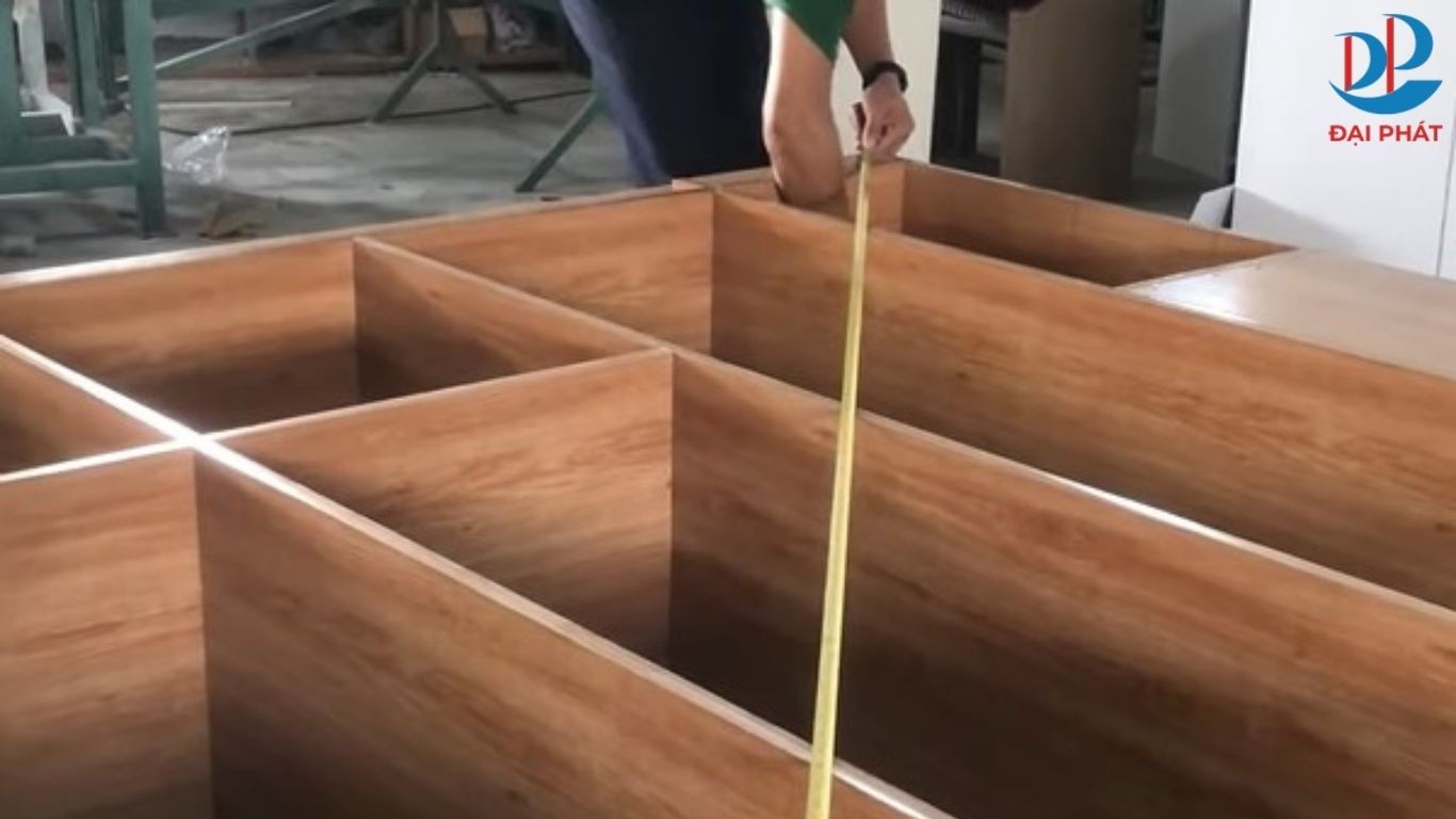 lap-tu-nhua-cua-lua-can-luu-y-6-diem-then-chot