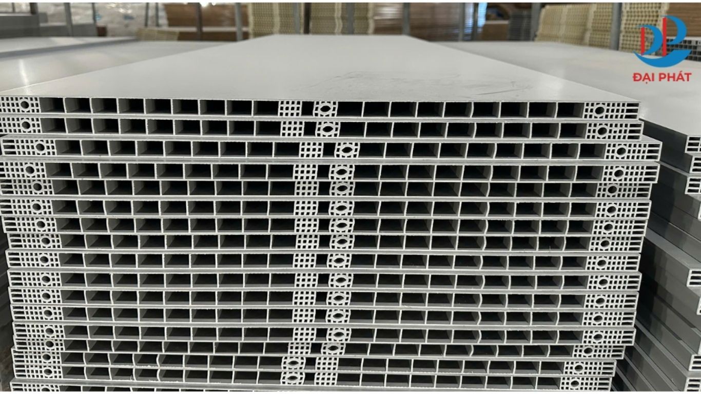 showroom-nhua-noi-that-2026