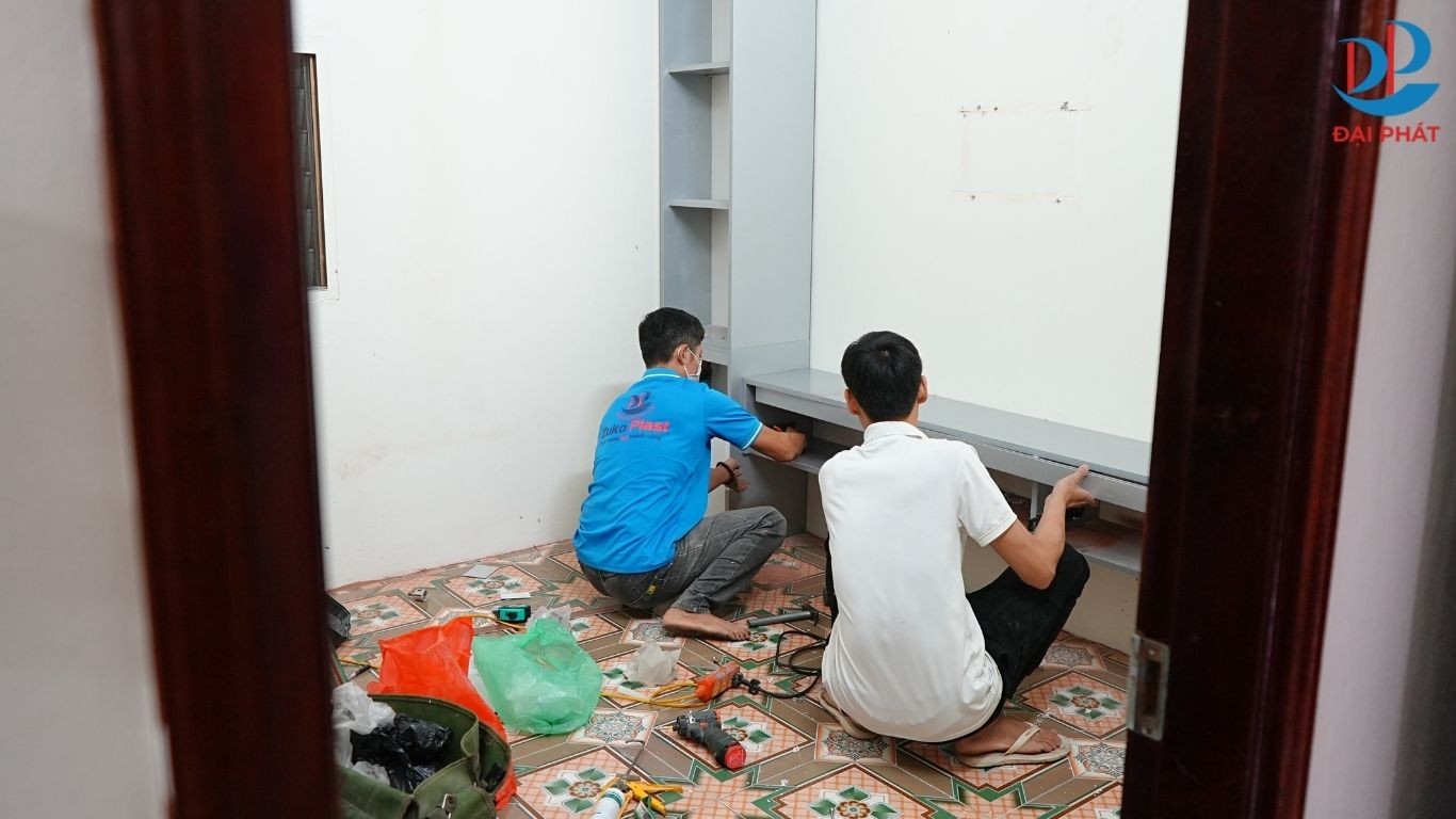 lap-rap-tu-nhua-khong-the-thieu-bo-do-nghe-nay