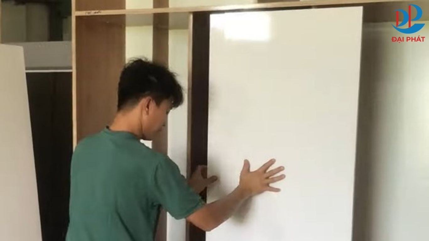 lap-tu-nhua-cua-lua-can-luu-y-6-diem-then-chot