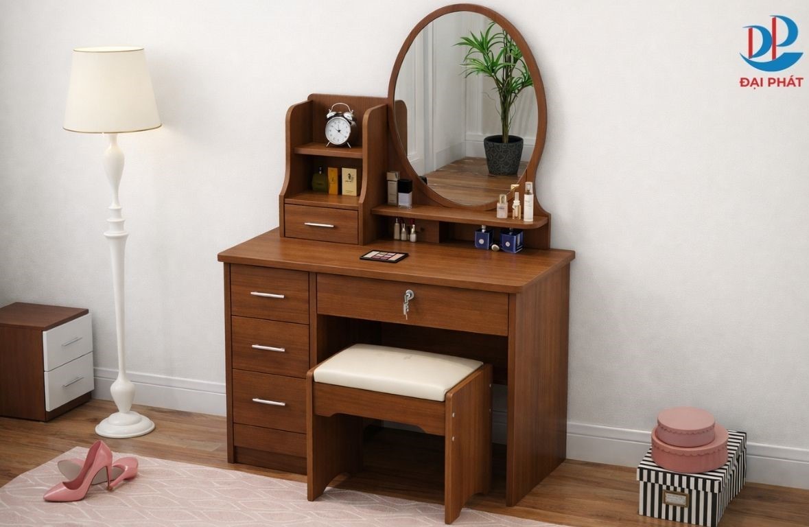 top-5-mau-ban-trang-diem-nhua-tot-nhat-hien-nay