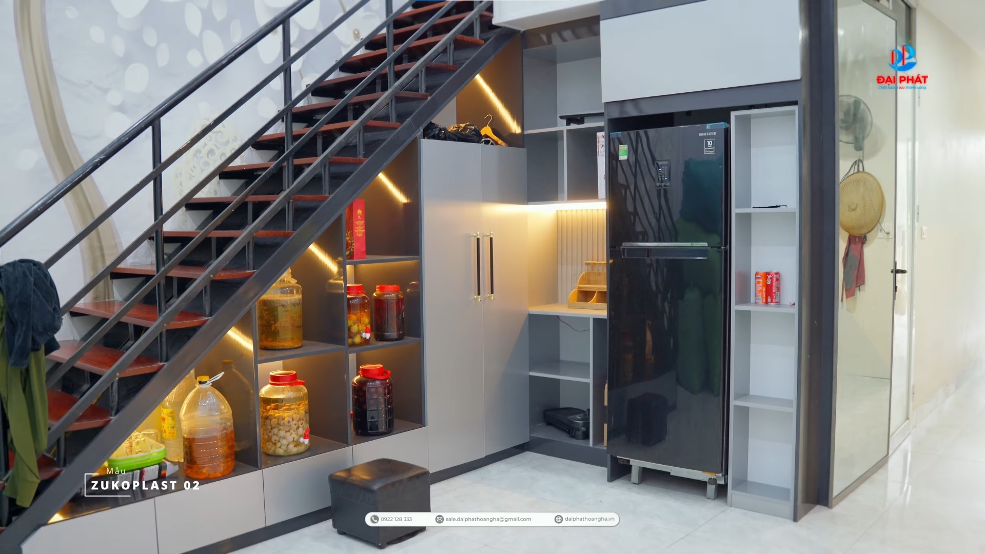 5-loi-ich-cua-tu-nhua-gam-cau-thang