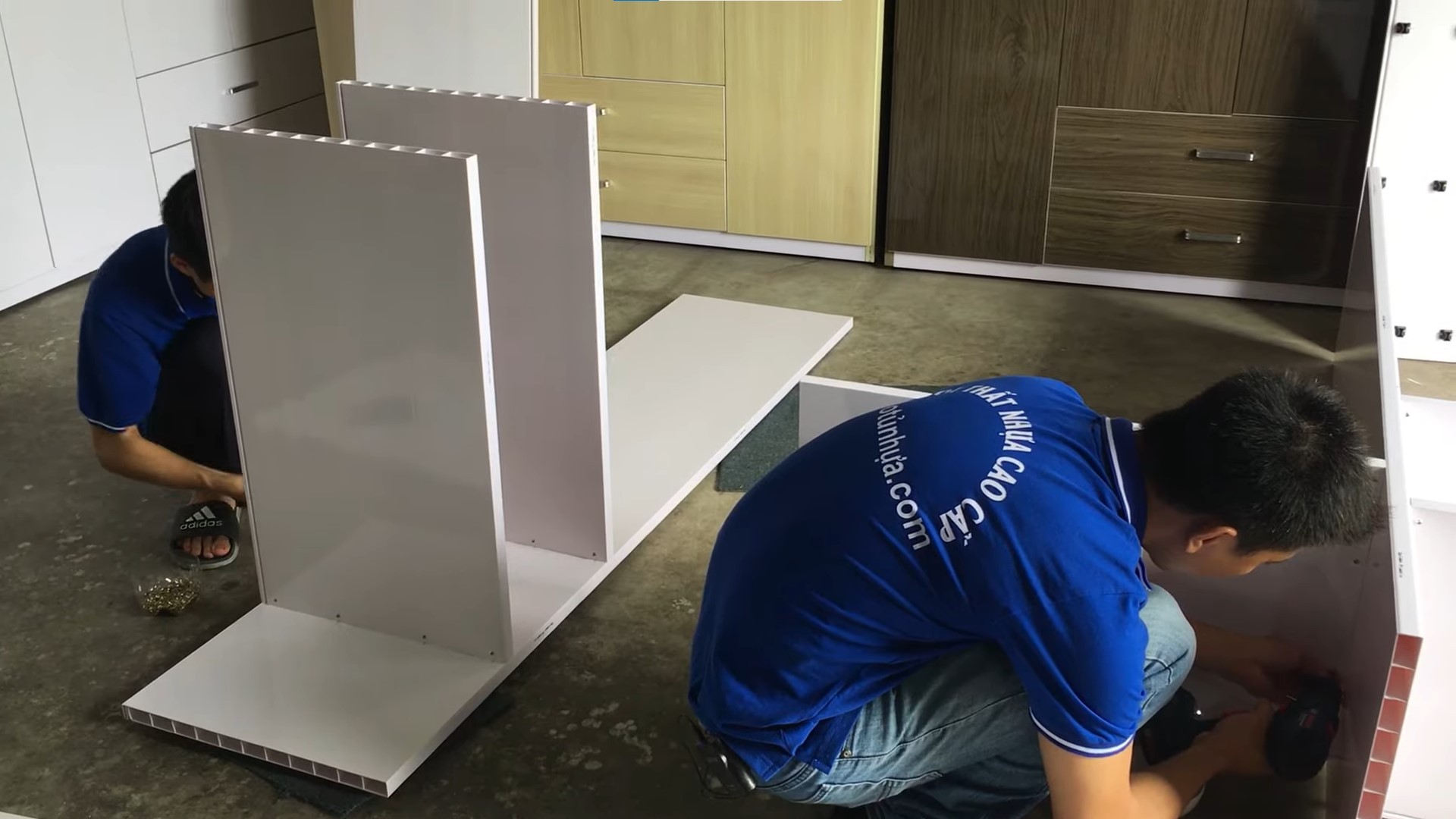 cach-lien-ket-cac-tam-tu-nhua