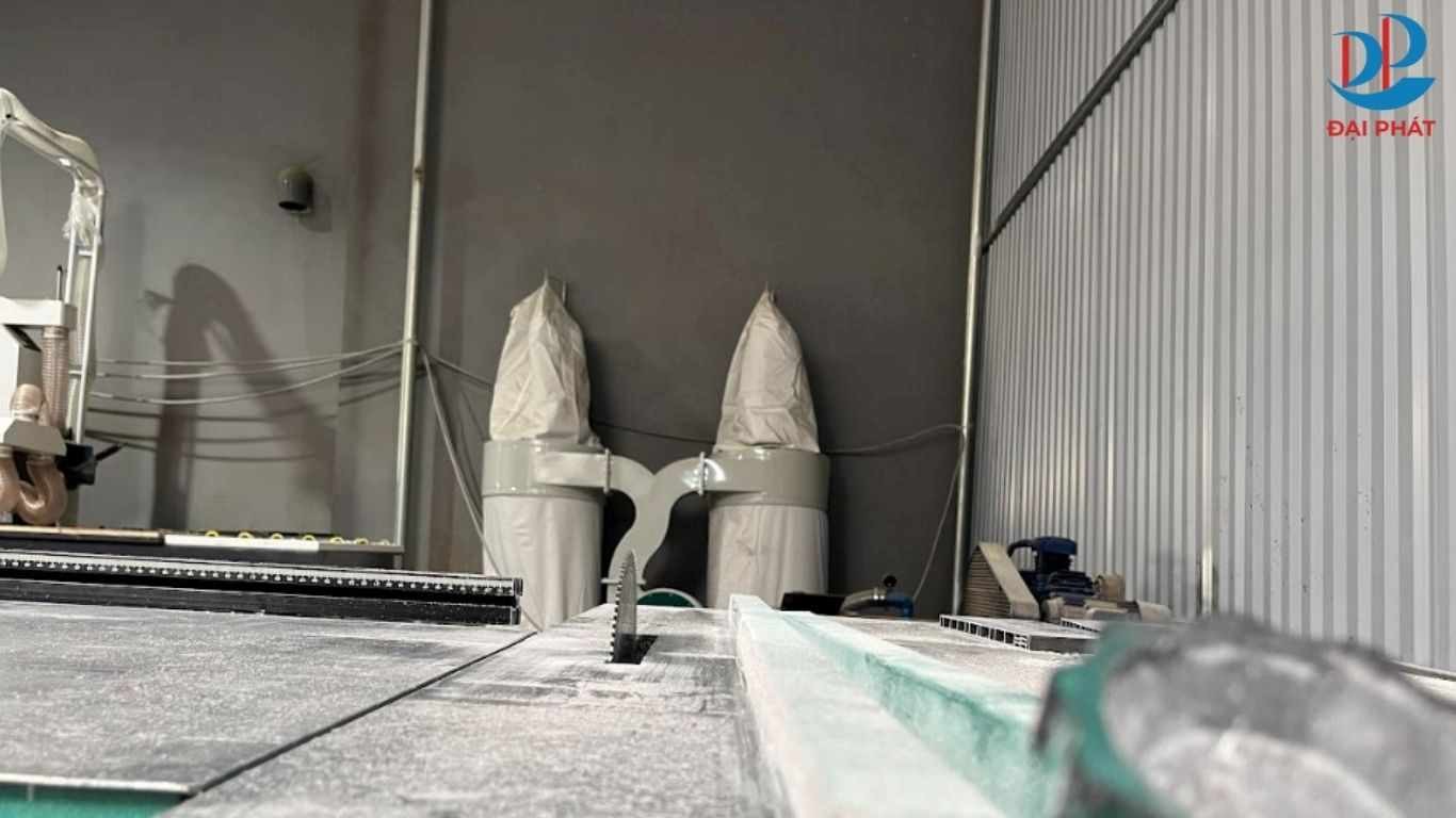 mo-xuong-nhua-noi-that-can-chuan-bi-gi