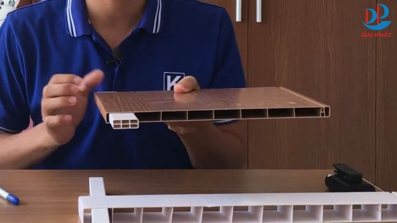 lap-tu-nhua-can-tranh-8-loi-thi-cong-sau