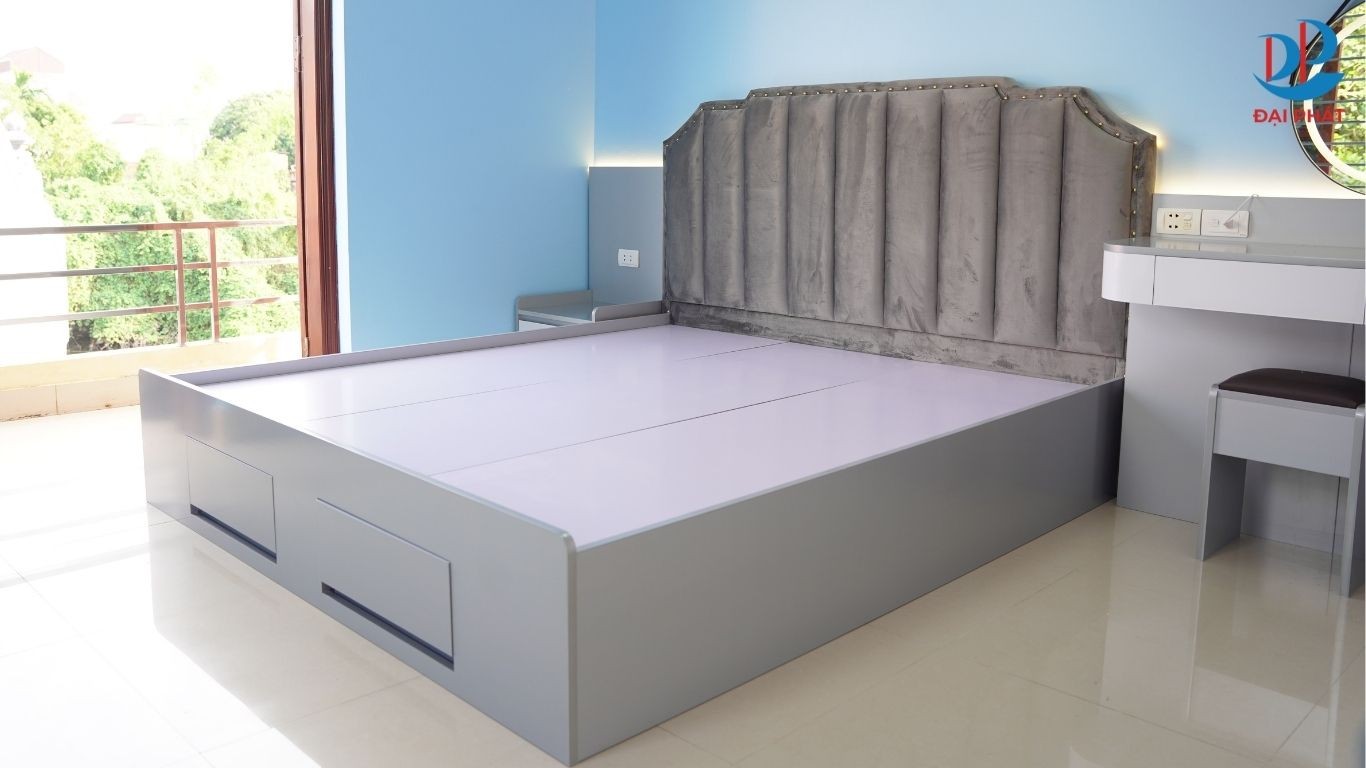 tam-nhua-noi-that-18mm