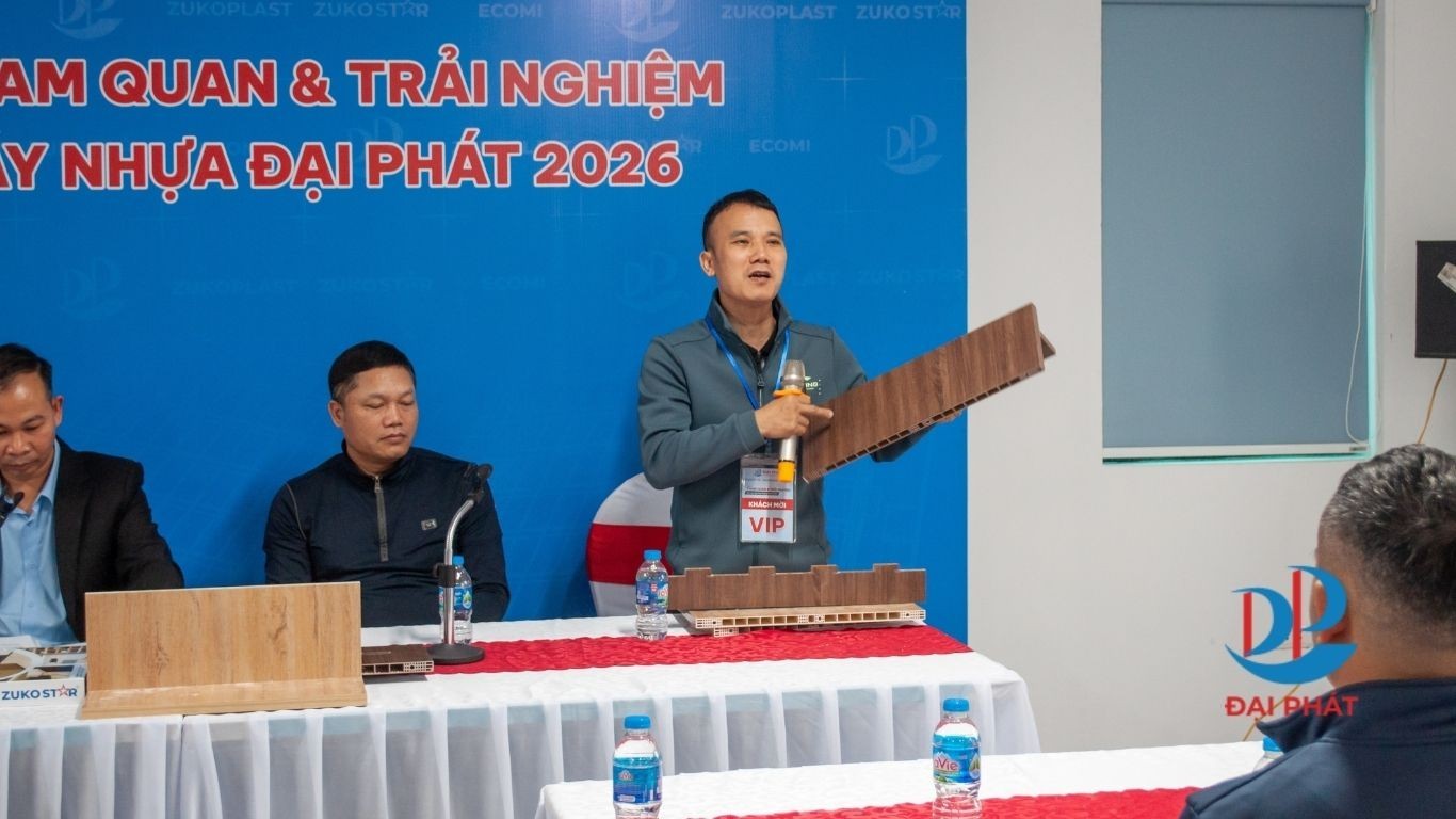 hoi-nghi-khach-hang-nhua-noi-that-dai-phat