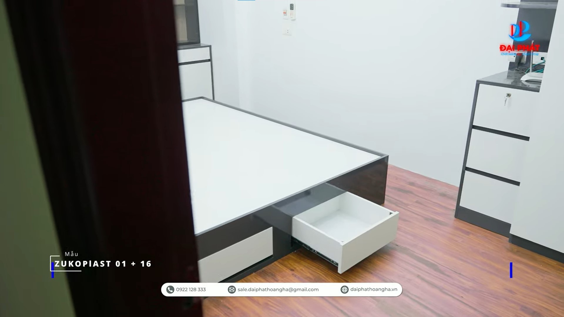 nhua-noi-that-ben-ngay-tu-dau