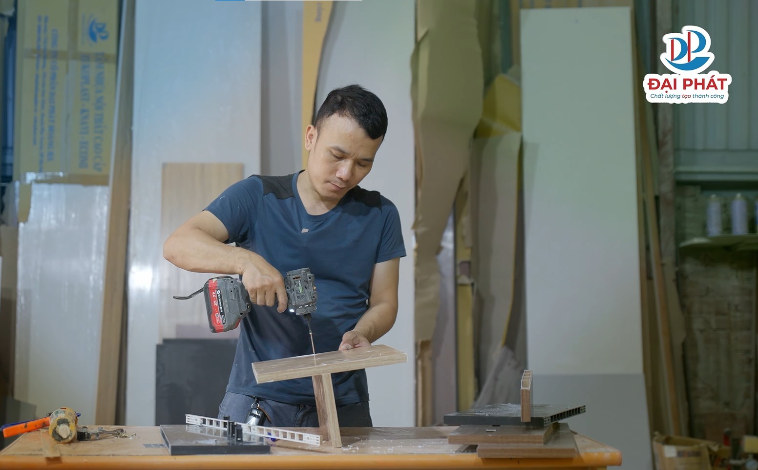 ĐẠI PHÁT ĐỒNG HÀNH CÙNG ĐỘI NGŨ THỢ XƯỞNG TRÊN MỌI CÔNG TRÌNH